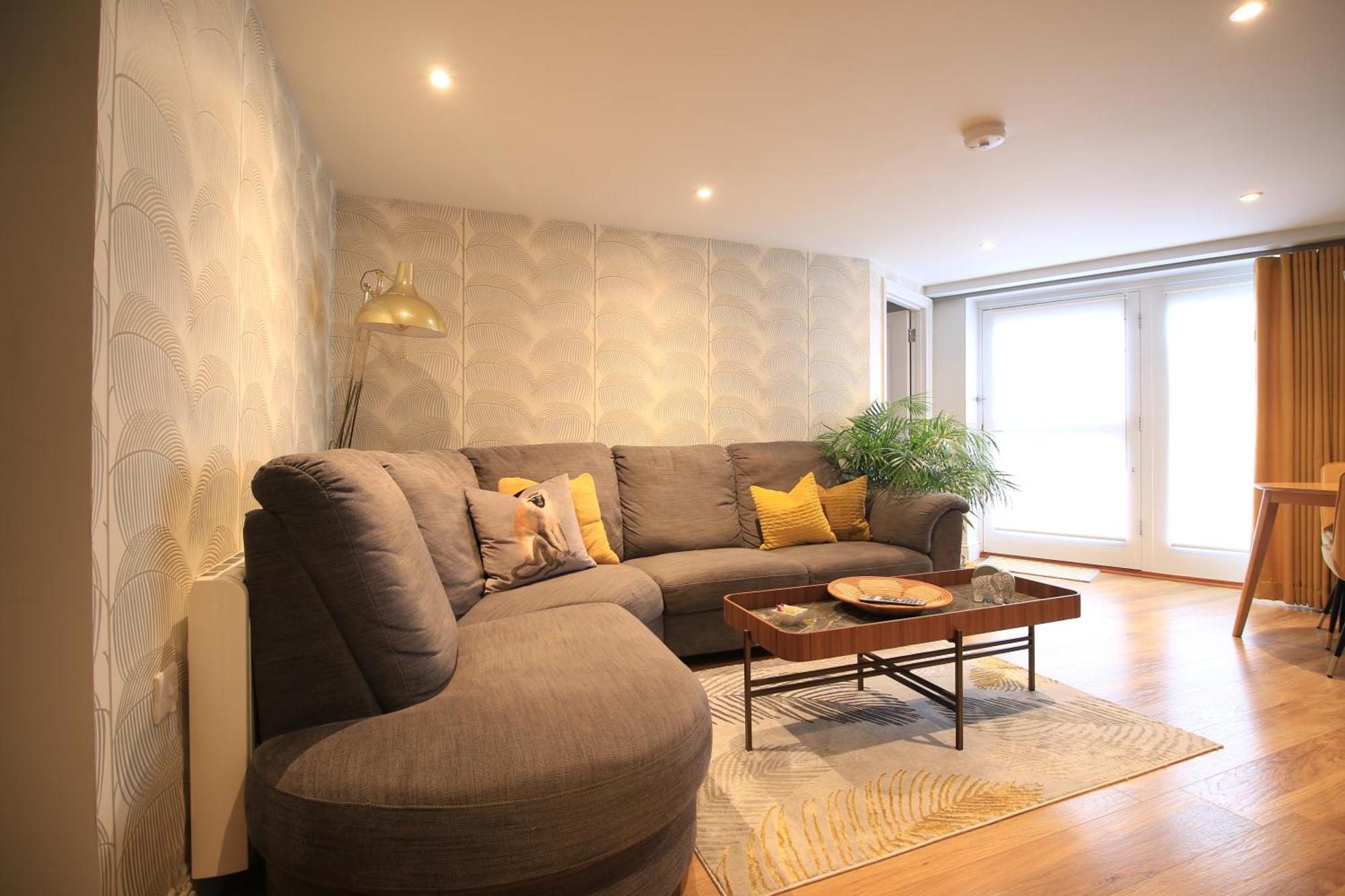 Streamside Apartments Йеавил Экстерьер фото